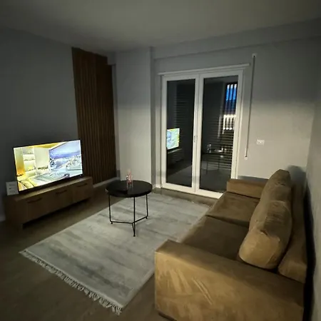 Apartment A&n *